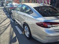 Usado Opel Insignia Selective 136 CV (100 kW) 2018 Gris / plata Berlina