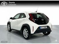 Usado Toyota Aygo X Play 72 CV (52 kW) 2024 Blanco SUV