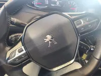 Usado Peugeot 2008 Active 101 CV (74 kW) 2020 Blanco SUV