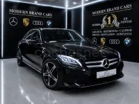 Usado Mercedes C200 160 CV (117 kW) 2019 Negro Familiar
