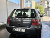 Usado VW Golf IV 110 CV (80 kW) 2001 Gris / plata Berlina
