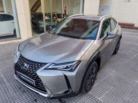 Usado Lexus UX Business Edition 184 CV (135 kW) 2019 Gris / plata SUV
