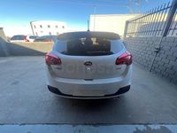 Usado Kia Ceed GT 128 HP (94 kW) 2014 Branco Sedan