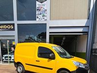 Usado Renault Kangoo 75 CV (55 kW) 2013 Amarillo Utilitario