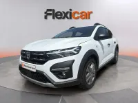 Usado Dacia Sandero Comfort 101 CV (74 kW) 2022 Blanco Berlina