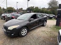 Usado Renault Mégane GrandTour Dynamique 105 CV (77 kW) 2010 Gris / plata Familiar