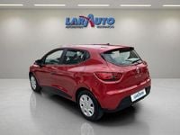 Usado Renault Clio IV Authentique 75 CV (55 kW) 2015 Granate Berlina