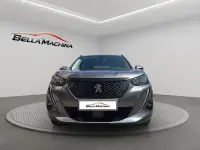 Usado Peugeot 2008 Allure 110 CV (80 kW) 2022 Gris / plata SUV