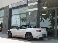 Usado Mazda MX5 Luxury 131 CV (96 kW) 2015 Blanco Descapotable