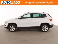 Usado Skoda Karoq Ambition 150 CV (110 kW) 2020 Blanco SUV