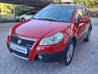 Usado Fiat Sedici Dynamic 120 CV (88 kW) 2009 Rojo SUV