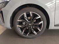 Nuevo Renault Clio V Techno 101 CV (74 kW) 2025 Gris Berlina