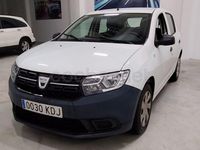 Usado Dacia Sandero Base 73 CV (53 kW) 2017 Blanco Berlina