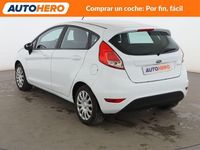 Usado Ford Fiesta Trend 82 CV (60 kW) 2015 Blanco Berlina