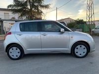 Usado Suzuki Swift GL 69 CV (50 kW) 2006 Gris / plata Utilitario