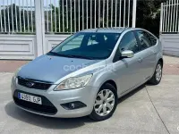 Używany Ford Focus Trend 109 KM (80 kW) 2008 Szary Sedan/Limuzyna
