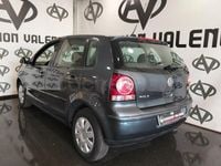 Usado VW Polo United 70 CV (51 kW) 2009 Gris / plata Utilitario