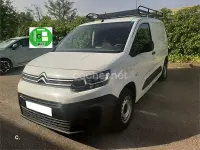 Usado Citroën Berlingo Live 102 CV (75 kW) 2022 Blanco Monovolumen