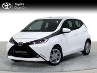 Usado Toyota Aygo X-play 69 CV (50 kW) 2017 Blanco Utilitario
