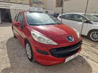 Usado Peugeot 207 90 CV (66 kW) 2008 Rojo Berlina