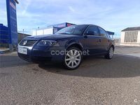 Usado VW Passat Highline 130 CV (95 kW) 2001 Azul Berlina