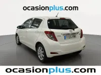Usado Toyota Yaris Active 90 CV (66 kW) 2012 Blanco Utilitario