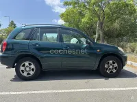 Usado Toyota RAV4 Luna 125 CV (91 kW) 2003 Verde SUV