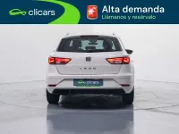 Usado Seat Leon ST Style 116 CV (85 kW) 2019 Blanco Familiar