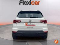 Usado Seat Arona Style 110 CV (80 kW) 2022 Blanco SUV