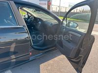 Usado Citroën C4 92 CV (67 kW) 2015 Negro Berlina