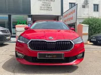 Usado Skoda Fabia Selection 115 CV (84 kW) 2024 Rojo Utilitario