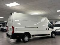 Usado Citroën Jumper 160 CV (117 kW) 2020 Blanco Monovolumen