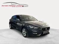 Usado Seat Leon FR 116 CV (85 kW) 2025 Gris / plata Berlina