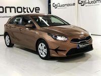Usado Kia Ceed 101 CV (74 kW) 2023 Marrón Utilitario