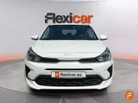Usado Kia Rio 84 CV (61 kW) 2022 Blanco Berlina