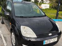 Usado Ford Fiesta Trend 80 CV (58 kW) 2004 Negro Utilitario