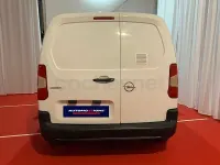 Käytetty Opel Combo Life Edition 102 HP (75 kW) 2022 Valkoinen Tila-auto