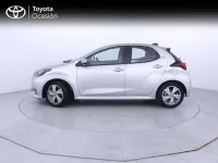 Usado Toyota Yaris Active 116 CV (85 kW) 2025 Gris Utilitario