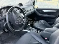 Usado Mercedes B200 140 CV (102 kW) 2006 Negro Monovolumen