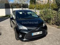 Usado Toyota Yaris Active 99 CV (72 kW) 2014 Negro Utilitario