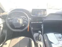 Usado Peugeot 2008 Active 110 CV (80 kW) 2022 Negro SUV