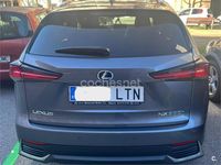 Usado Lexus NX300h 197 CV (144 kW) 2021 Gris / plata SUV