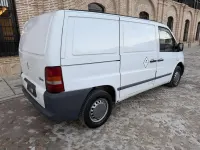 Usado Mercedes Vito 122 CV (89 kW) 2003 Blanco Van