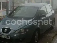 Usado Seat Altea Sport 105 CV (77 kW) 2004 Azul Monovolumen