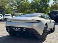 Usado Aston Martin DB11 510 CV (375 kW) 2019 Gris Coupe
