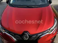 Usado Renault Captur Zen 160 CV (117 kW) 2021 Rojo SUV