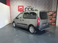 Usado Peugeot Partner Tepee Outdoor 120 CV (88 kW) 2018 Beige Monovolumen