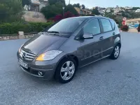 Käytetty Mercedes A180 Avantgarde 109 HP (80 kW) 2010 Musta Tila-auto