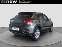 Usado VW T-Roc Advance 150 CV (110 kW) 2021 Gris SUV