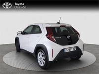 Usado Toyota Aygo X Play 72 CV (52 kW) 2022 Blanco SUV